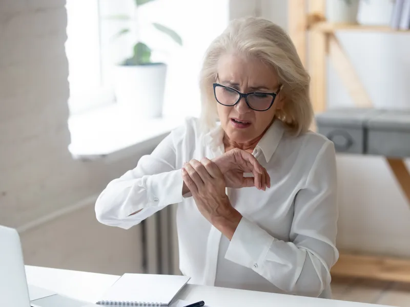 Nokomis Chiropractic and Wellness treating bursitis in Minneapolis