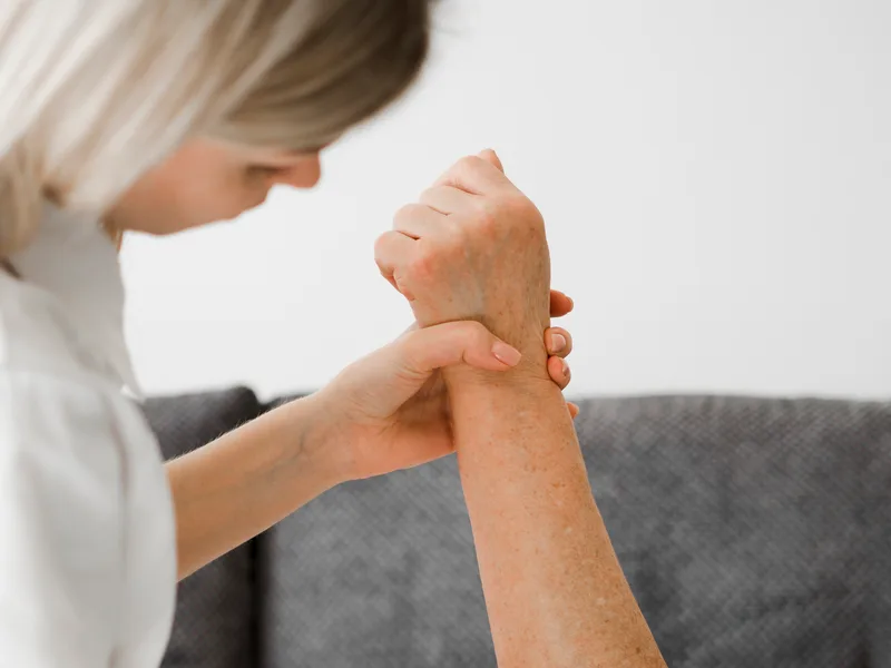 Chiropractic care for neuropathy at Nokomis Chiropractic and Wellness in Minneapolis
