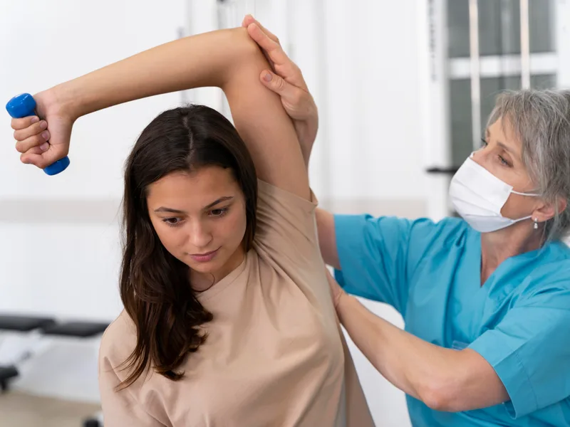 Nokomis Chiropractic and Wellness treating rotator cuff injury in Minneapolis